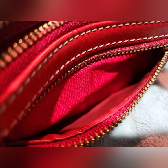 613. Dooney & Bourke coin purse - Picture 3 of 5